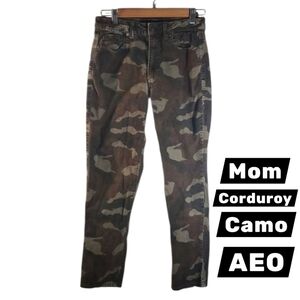 American Eagle Women's Size 6 Camouflage MOM Corduroy Pants Camo